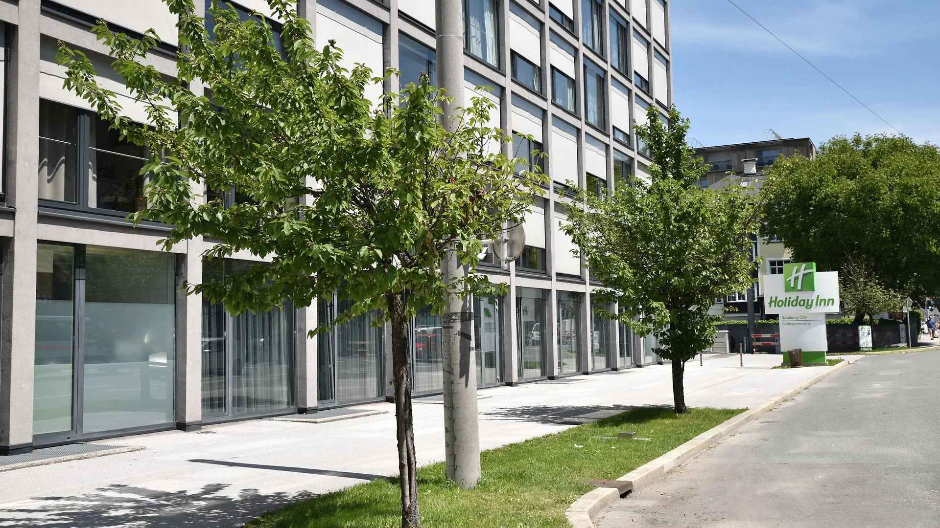 **** Otel Holiday Inn - Salzburg City By Ihg Avusturya